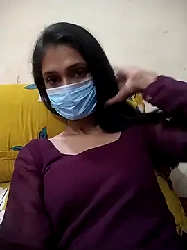 Snapshot of Sonam_y chatting on 04/04/26, 12:13 Sonam y online show from 04/04/26, 12:13