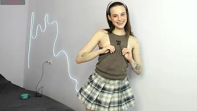 Lili pixxie  online show from 04/30/26, 12:55