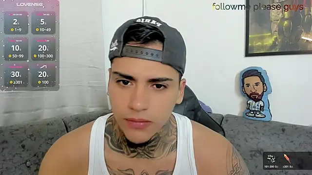 Snapshot of sweetlatinoboy chatting on 06/26/26, 09:14 sweetlatinoboy online show from 06/26/26, 09:14