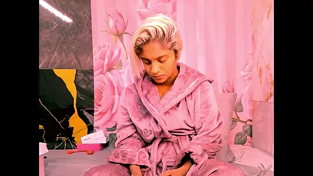 indian barbie online show from 04/22/26, 07:44