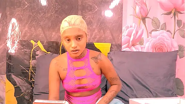 indian barbie online show from 06/03/26, 06:57