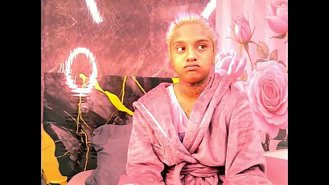 indian barbie online show from 06/23/26, 07:39