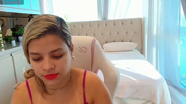 Florence Ford online show from 06/08/26, 11:21