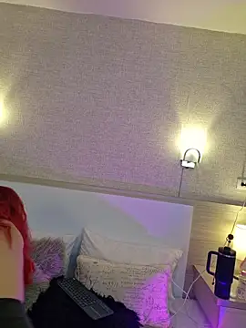 Scarlet Evanss  online show from 04/21/26, 07:50