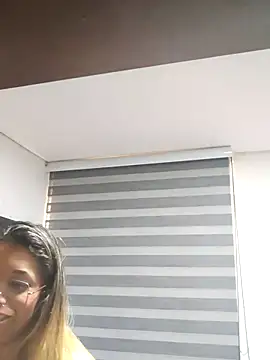 Snapshot of Melisa_14 chatting on 05/21/26, 01:40 Melisa 14 online show from 05/21/26, 01:40