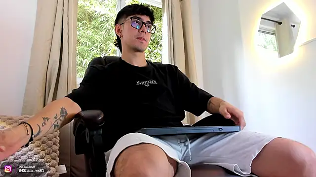 etham wolf1 online show from 04/27/26, 06:06