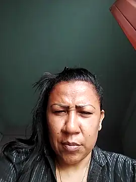 juliataylorhot online show from 04/12/26, 07:52