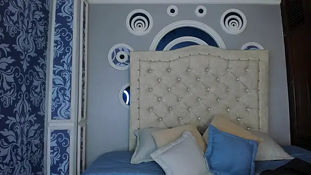 dulce girls online show from 07/27/26, 11:50