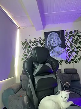 violette-1 online show from 03/17/26, 09:07