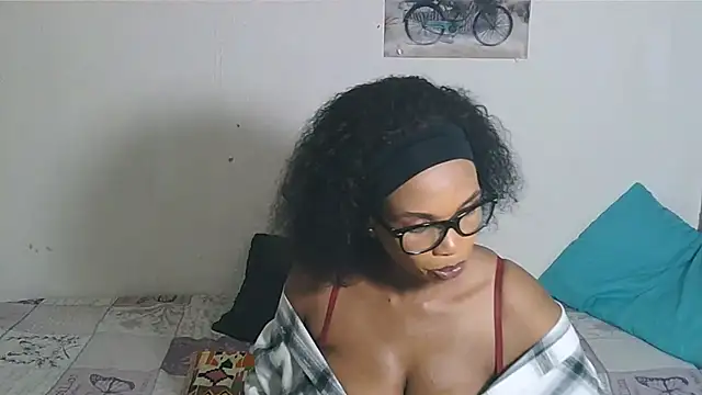 AfronQueen7 online show from 04/22/26, 07:59