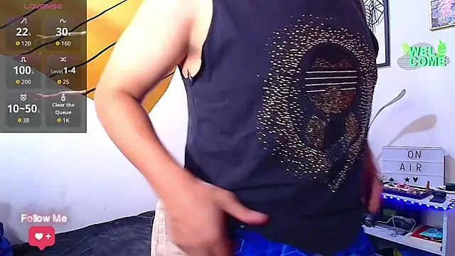 Max Parkerr online show from 03/17/26, 09:18