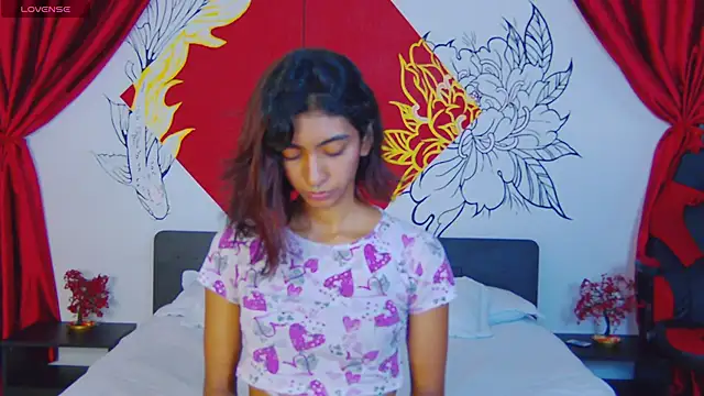 Hottie Veronica online show from 05/03/26, 05:30