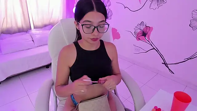 Snapshot of AishaNoor chatting on 04/06/26, 07:26 AishaNoor online show from 04/06/26, 07:26