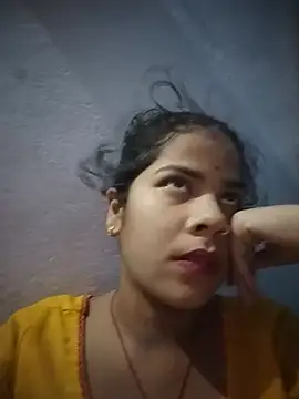 Pallavi cute online show from 05/26/26, 05:20