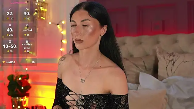 EllieJules online show from 06/24/26, 04:00