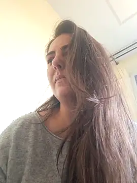 Snapshot of Arya_Malone chatting on 04/15/26, 10:11 Arya Malone online show from 04/15/26, 10:11