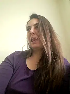 Snapshot of Arya_Malone chatting on 04/29/26, 07:56 Arya Malone online show from 04/29/26, 07:56