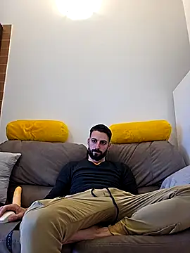 AmicisegretiITA online show from 03/24/26, 03:39