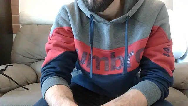 AmicisegretiITA online show from 04/01/26, 11:11