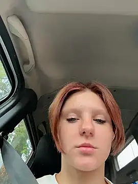 Snapshot of NinaParri chatting on 06/18/26, 02:34 NinaParri online show from 06/18/26, 02:34