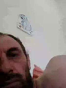 Snapshot of EmeritusMaker chatting on 06/15/26, 09:22 EmeritusMaker online show from 06/15/26, 09:22