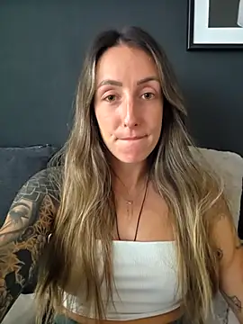 NicoleKaiser online show from 04/20/26, 04:10