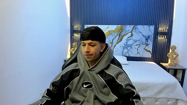 AdrianFranko online show from 05/04/26, 01:18