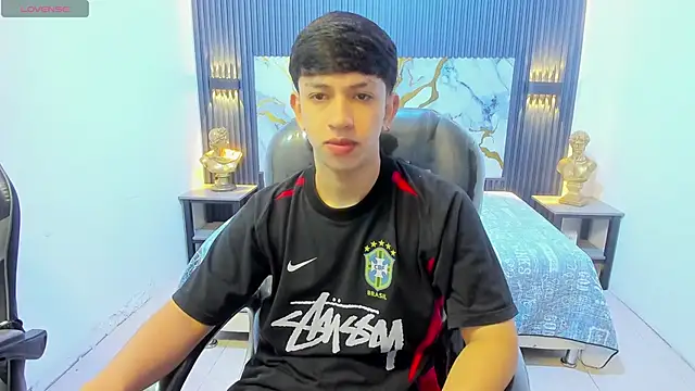AdrianFranko online show from 06/03/26, 01:25