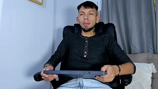 Steban silv online show from 06/05/26, 12:00