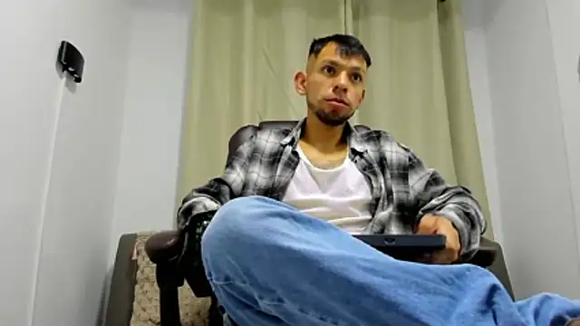 Steban silv online show from 06/06/26, 11:04