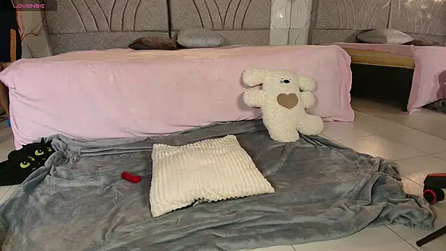 cococumps online show from 05/14/26, 02:02