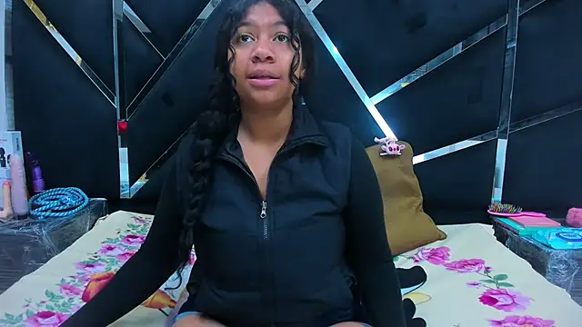Snapshot of taty_sexxx chatting on 07/19/26, 01:59 taty sexxx online show from 07/19/26, 01:59