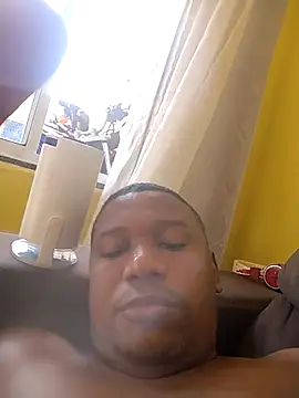 Snapshot of sigilo1027 chatting on 03/26/26, 01:49 sigilo1027 online show from 03/26/26, 01:49