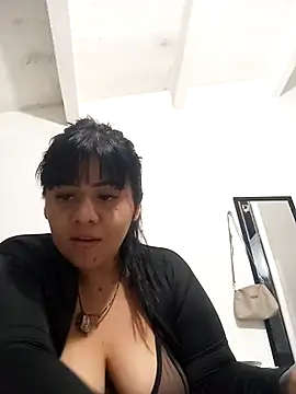 Snapshot of Luna_sexybigtits chatting on 03/20/26, 07:52 Luna sexybigtits online show from 03/20/26, 07:52