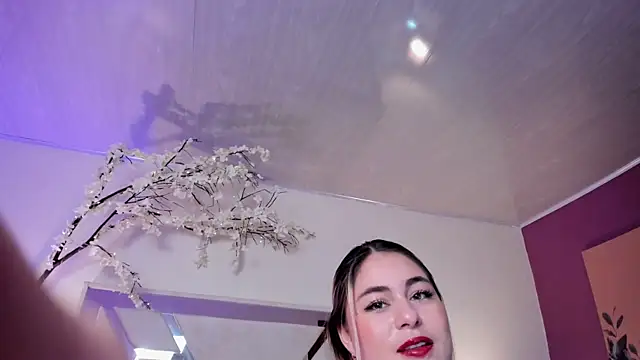 carolina torres25 online show from 04/23/26, 01:13