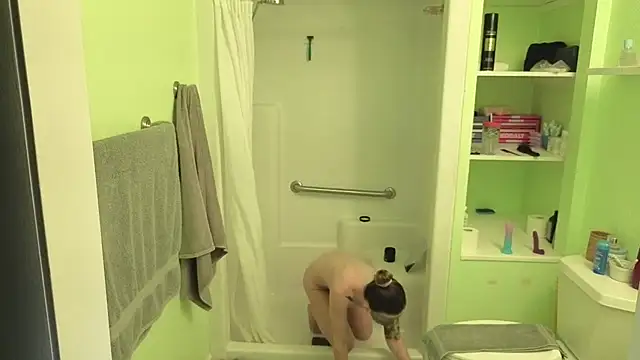 Prepare2Twerk online show from 04/25/26, 07:44