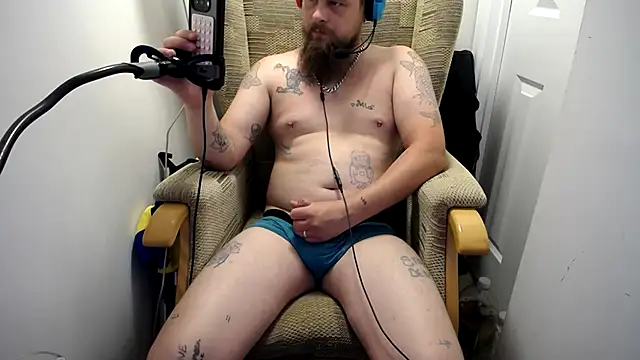 Snapshot of nobbyfilth91 chatting on 07/23/26, 07:45 nobbyfilth91 online show from 07/23/26, 07:45