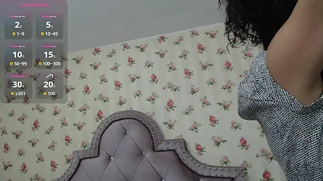 crystal watson0 online show from 04/23/26, 01:02
