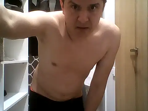 nezinau34 online show from 03/19/26, 06:23