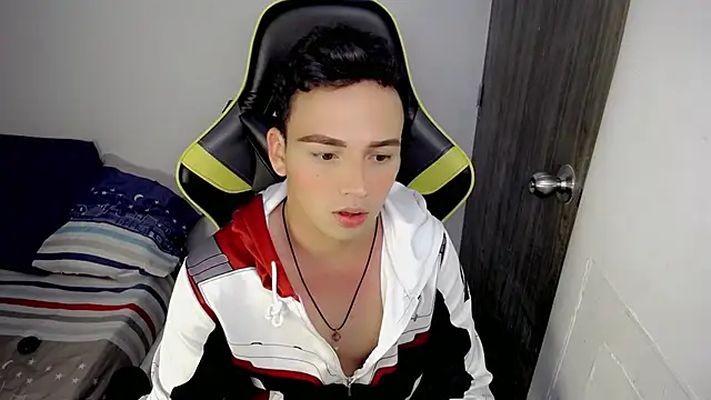 Mathias twinkk online show from 03/17/26, 08:56