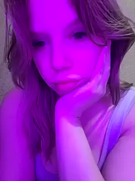 Snapshot of A_T_L chatting on 03/19/26, 11:09 A T L online show from 03/19/26, 11:09