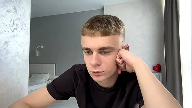 Snapshot of SoloFury chatting on 07/20/26, 10:39 SoloFury online show from 07/20/26, 10:39