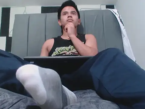 adonis latin 19 online show from 05/12/26, 03:36