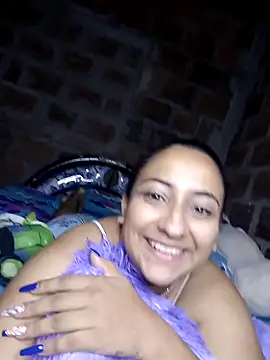 Snapshot of Katalinarodriguez chatting on 03/27/26, 03:12 Katalinarodriguez online show from 03/27/26, 03:12