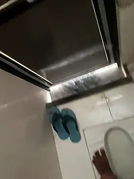 Snapshot of Lexcorp_15 chatting on 03/30/26, 02:45 Lexcorp 15 online show from 03/30/26, 02:45