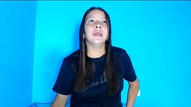 ambar69noir online show from 06/18/26, 12:00
