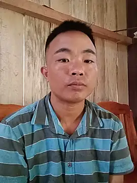 Snapshot of boy-pho- chatting on 07/10/26, 03:55 boy-pho- online show from 07/10/26, 03:55