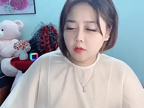 Nhanlu009 online show from 04/18/26, 07:07