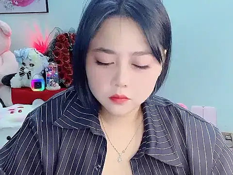 Nhanlu009 online show from 04/25/26, 01:52