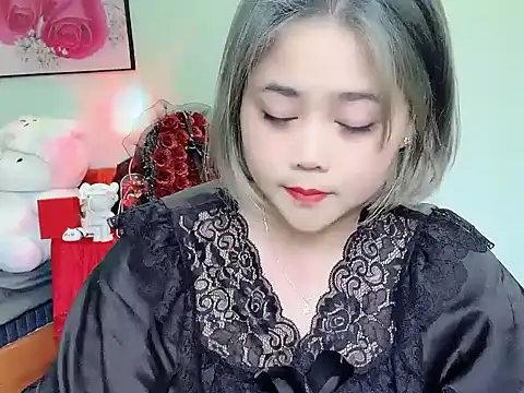 Nhanlu009 online show from 05/13/26, 09:39